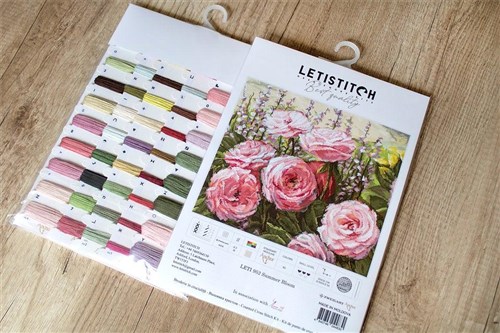 Counted Cross Stitch Kit Summer Bloom Leti952
