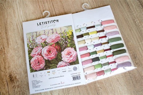 Counted Cross Stitch Kit Summer Bloom Leti952