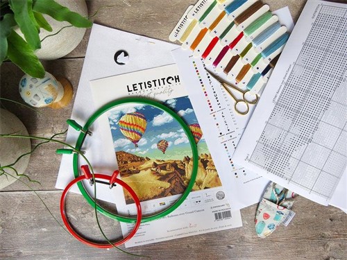 Counted Cross Stitch Kit Balloons over Grand Canyon Leti961
