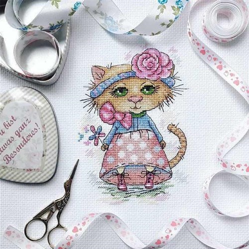 Walking Cat M-173 / SM-173 Counted Cross Stitch Kit