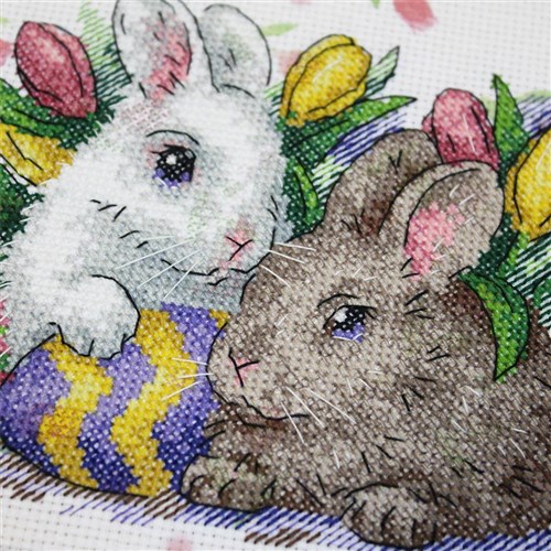 Fluffy Friends M-507 / SM-507 Counted Cross Stitch Kit