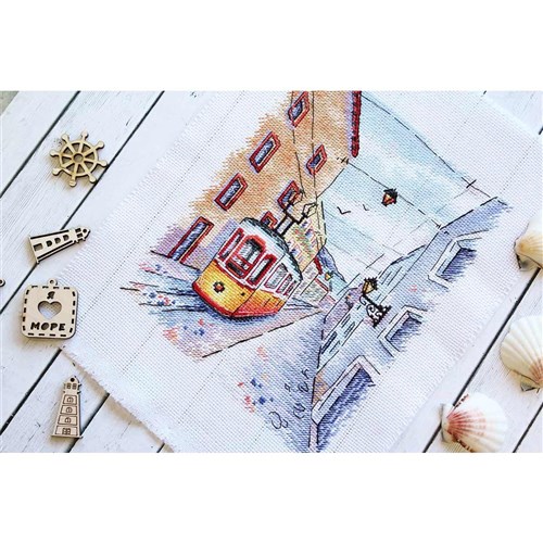 South Street M-523 / SM-523 Counted Cross Stitch Kit