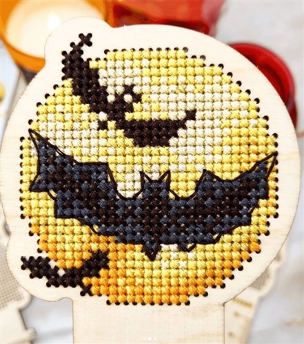 Halloween O-007 Counted Cross Stitch Kit on Plywood Makes Thread Organizer