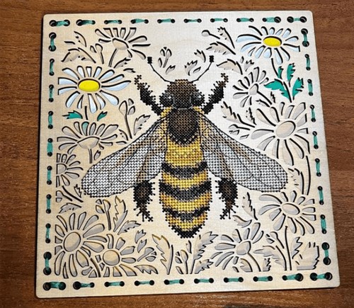 In The Daisy Field Yellow Bee O-017 Counted Cross Stitch Kit on Plywood