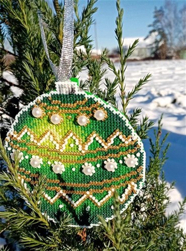 Christmas Emerald Plastic Canvas Counted Cross Stitch Kit P-165 / SR-165