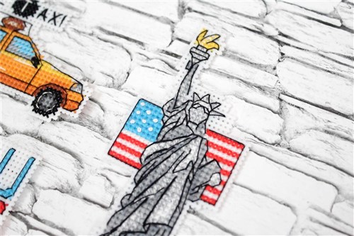 USA Magnets P-307 / SR-307 Plastic Canvas Counted Cross Stitch Kit