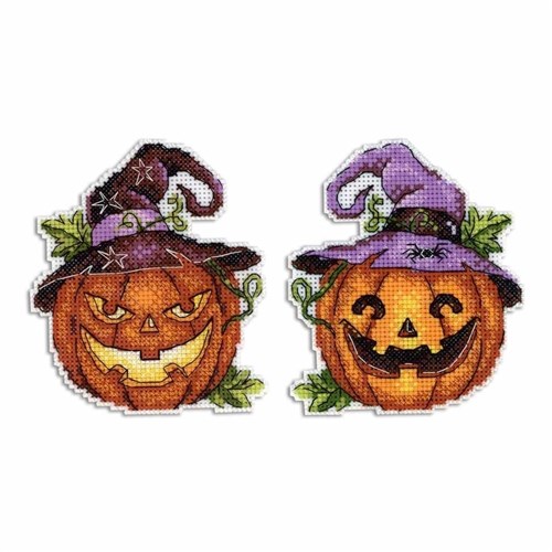 Halloween Pumpkin P-313 / SR-313 Plastic Canvas Counted Cross Stitch Kit