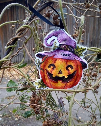 Halloween Pumpkin P-313 / SR-313 Plastic Canvas Counted Cross Stitch Kit