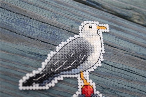Ocean Sound P-330 / SR-330 Plastic Canvas Counted Cross Stitch Kit