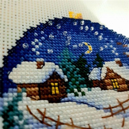 Winter Landscape P-331 / SR-331 Plastic Canvas Counted Cross Stitch Kit