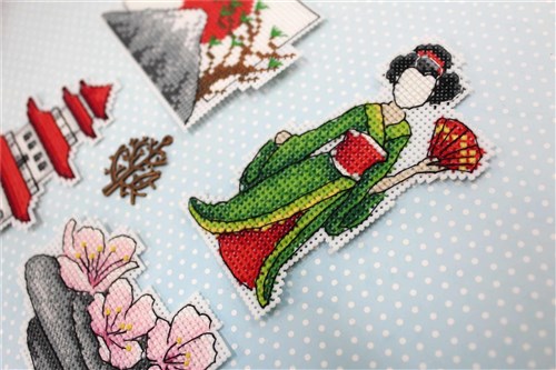 Japan MP Studia P-336 / SR-336 Plastic Canvas Counted Cross Stitch Kit
