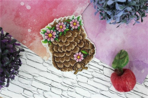 Owl P-344 / SR-344 Plastic Canvas Counted Cross Stitch Kit