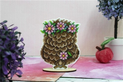 Owl P-344 / SR-344 Plastic Canvas Counted Cross Stitch Kit
