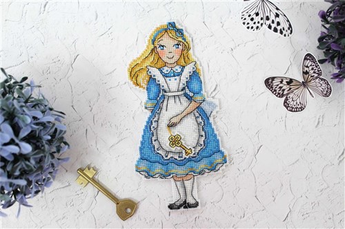 Precious Key P-348 / SR-348 Plastic Canvas Counted Cross Stitch Kit