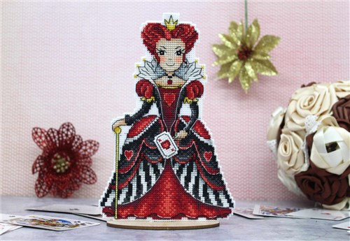 Red Queen P-401 / SR-401 Plastic Canvas Counted Cross Stitch Kit