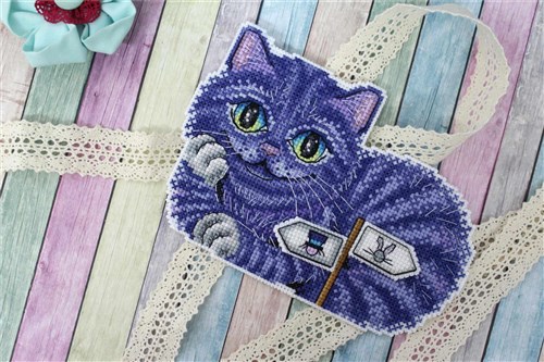 Chechire Cat Plastic Canvas Counted Cross Stitch Kit P-402 / SR-402