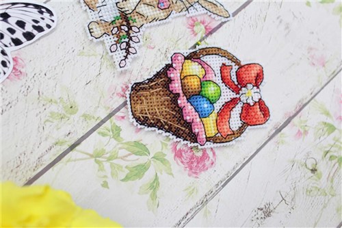 Easter Joy P-407 / SR-407 Plastic Canvas Counted Cross Stitch Kit