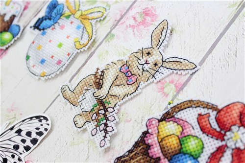 Easter Joy P-407 / SR-407 Plastic Canvas Counted Cross Stitch Kit
