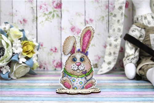 Easter Rabbit P-408 / SR-408 Plastic Canvas Counted Cross Stitch Kit