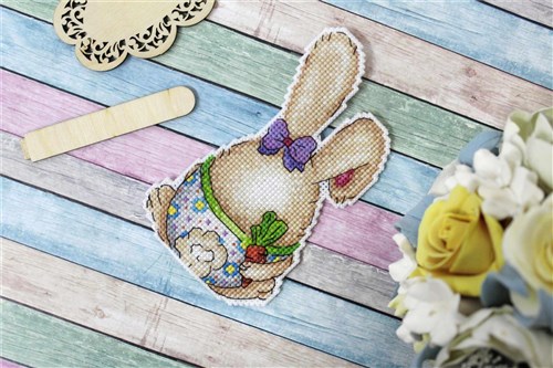 Easter Rabbit P-408 / SR-408 Plastic Canvas Counted Cross Stitch Kit