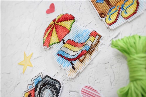 Sunny Vacation P-413 / SR-413 Plastic Canvas Counted Cross Stitch Kit