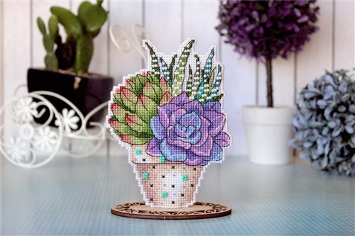 Flower Mood P-418 / SR-418 Plastic Canvas Counted Cross Stitch Kit