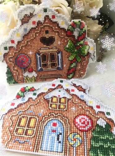 Gingerbread House P-458 / SR-458 Plastic Canvas Counted Cross Stitch Kit