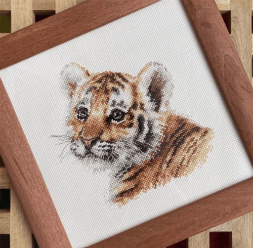 Tiger Cub 1-33 Counted Cross Stitch Kit