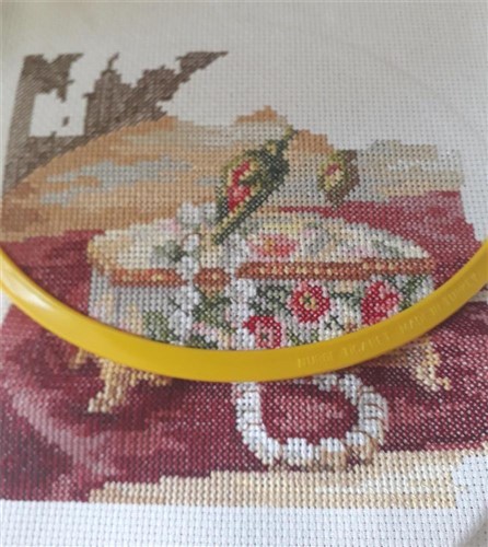 Roses in the Living Room 2-50 Counted Cross-Stitch Kit