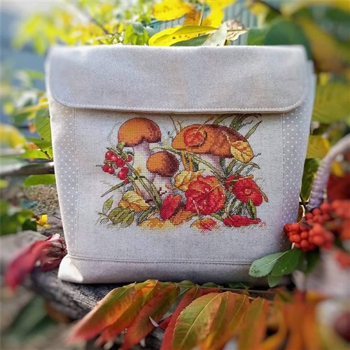 Autumn Forest Treasures SM-193 Counted Cross-Stitch Kit