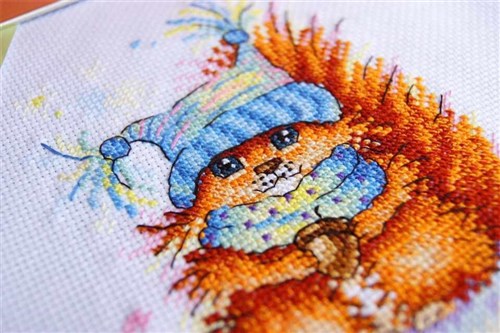 Winter Squirrel SM-395 Counted Cross Stitch Kit