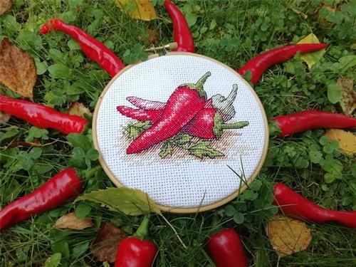 Red Pepper SM-442 Counted Cross Stitch Kit
