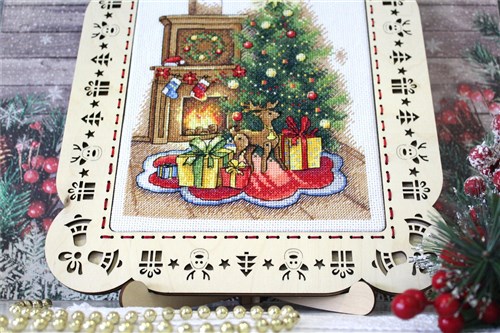 Christmas Evening SM-565 Counted Cross Stitch Kit