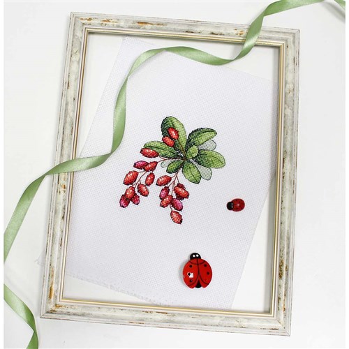 Barberries SM-595 Counted Cross-Stitch Kit
