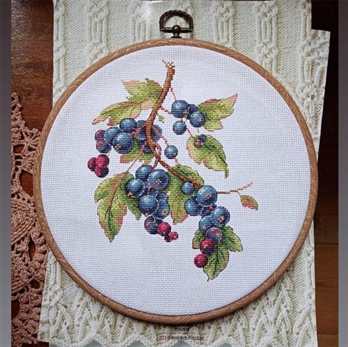 Gifts of Nature. Black Currant SNV-694 Counted Cross Stitch Kit