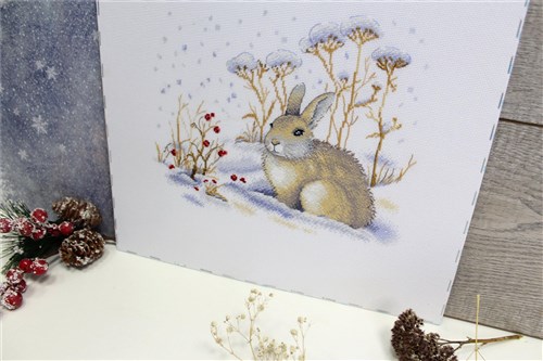 Gourmand Rabbit SNV-743 Counted Cross Stitch Kit