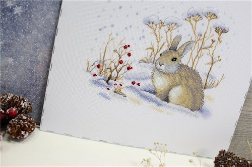 Gourmand Rabbit SNV-743 Counted Cross Stitch Kit