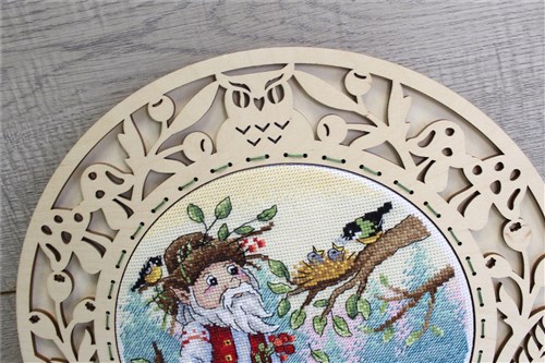 Forest Host SNV-746 Counted Cross Stitch Kit