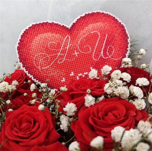 Heart SR-262 Plastic Canvas Counted Cross Stitch Kit