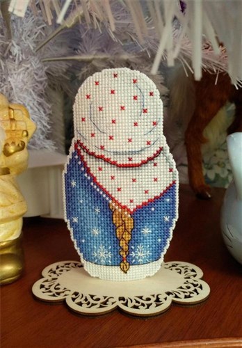 Matryoshka Winter SR-265 Plastic Canvas Counted Cross Stitch Kit