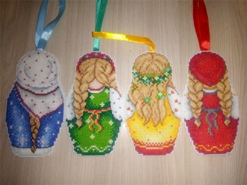 Matryoshka Autumn SR-268 Plastic Canvas Counted Cross Stitch Kit