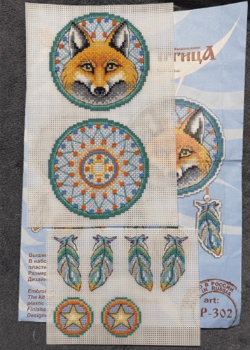 Dream Catcher - Fox SR-302 Plastic Canvas Counted Cross Stitch Kit