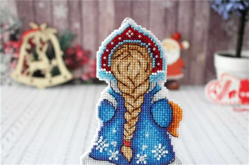Snow Maiden SR-311 Plastic Canvas Counted Cross Stitch Kit