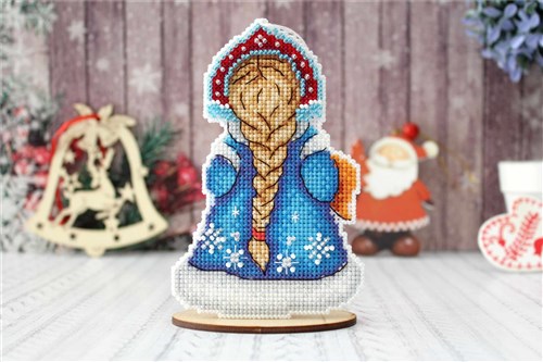 Snow Maiden SR-311 Plastic Canvas Counted Cross Stitch Kit