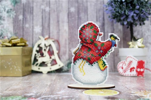 Snowlady SR-319  Plastic Canvas Counted Cross Stitch Kit