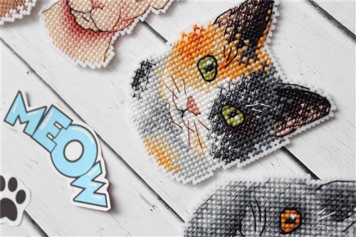 Who Said Meow? Magnets SR-340 Plastic Canvas Counted Cross Stitch Kit