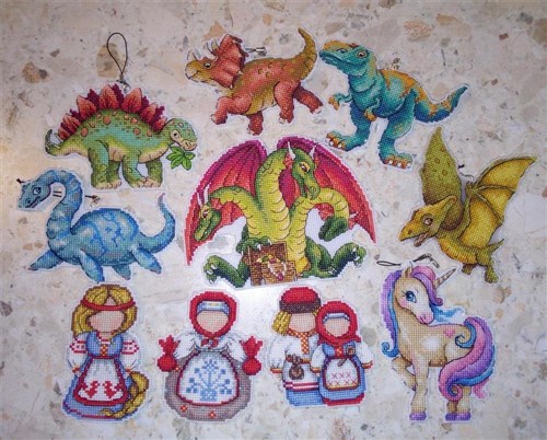 Dragon SR-405 Counted Plastic Canvas Counted Cross Stitch Kit