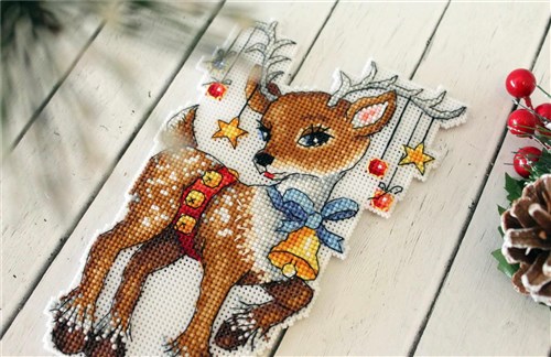Christmas Helper SR-452 Plastic Canvas Counted Cross Stitch Kit
