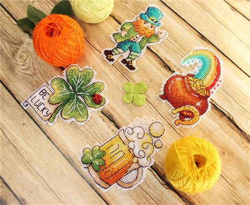 St. Patrick 's Day. Magnets SR-577  Plastic Canvas Counted Cross Stitch Kit