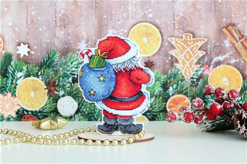 Happy Santa SR-584 Plastic Canvas Counted Cross Stitch Kit